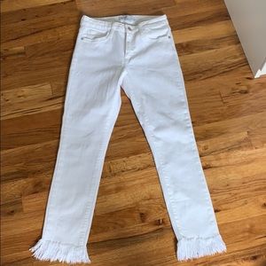 White JUST BLACK frayed ankle jeans